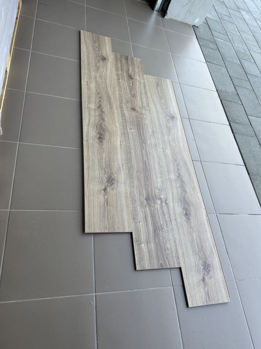 Ламінат 8мм/32клас Польща KRONO ORIGINAL 8642 "Дуб Каньйон" 365грн/м2