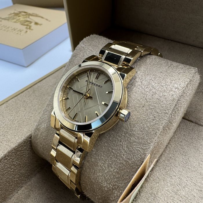 Жіночий годинник burberry bu9227 оригінал