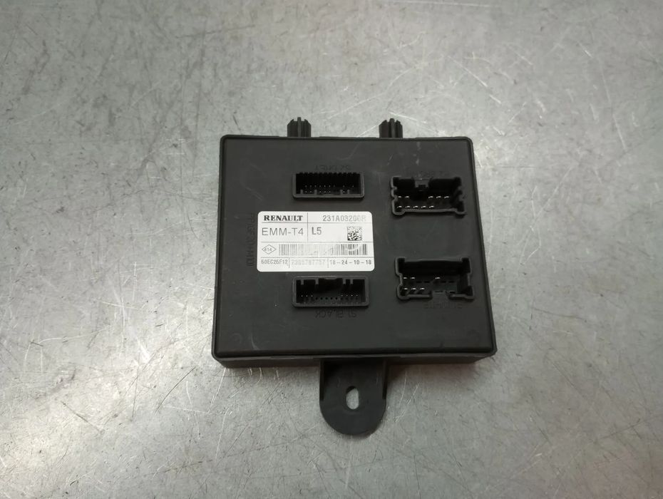 Módulo confort RENAULT Clio IV (BH_)