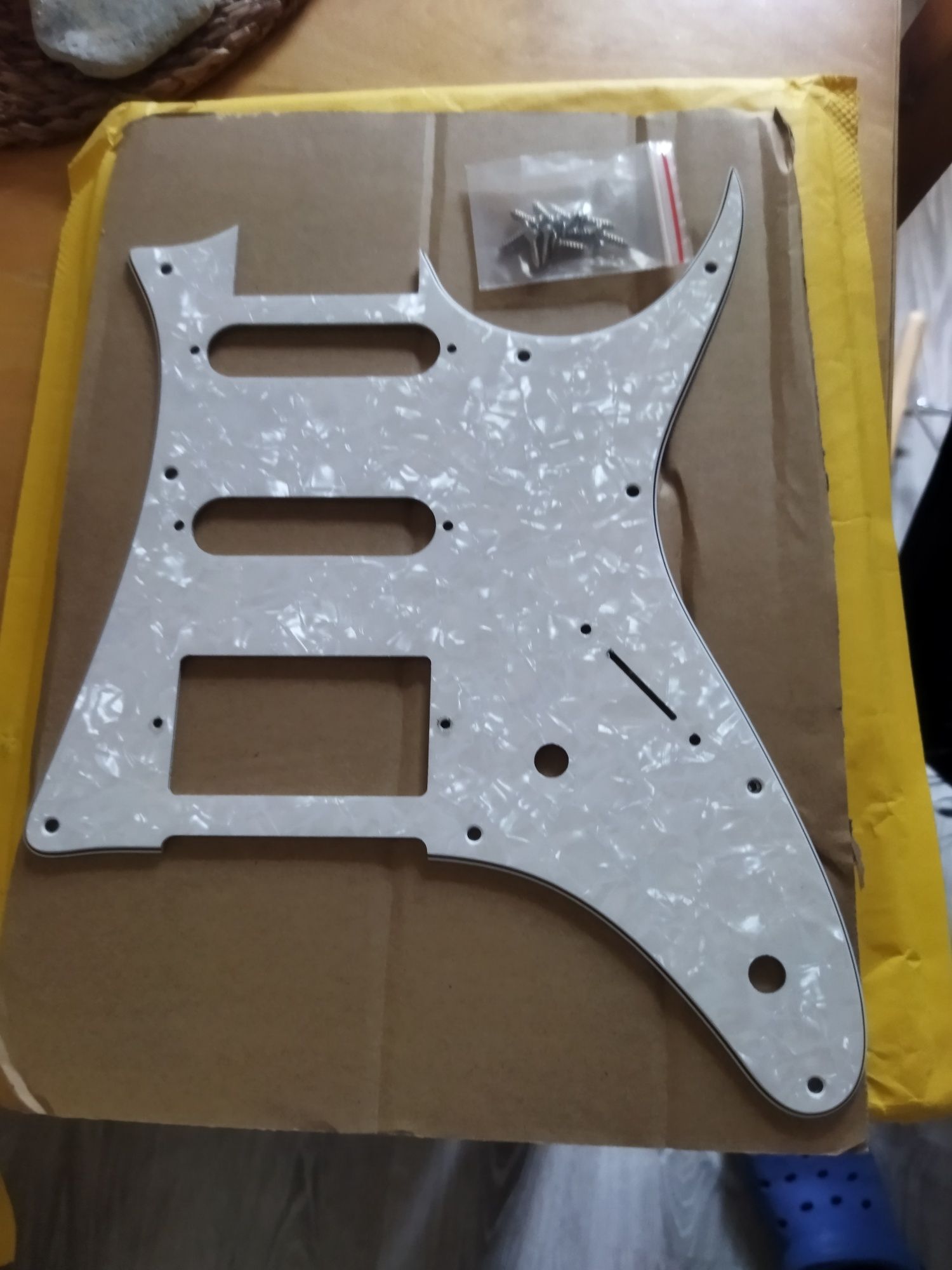 Vendo pickguard ibanez