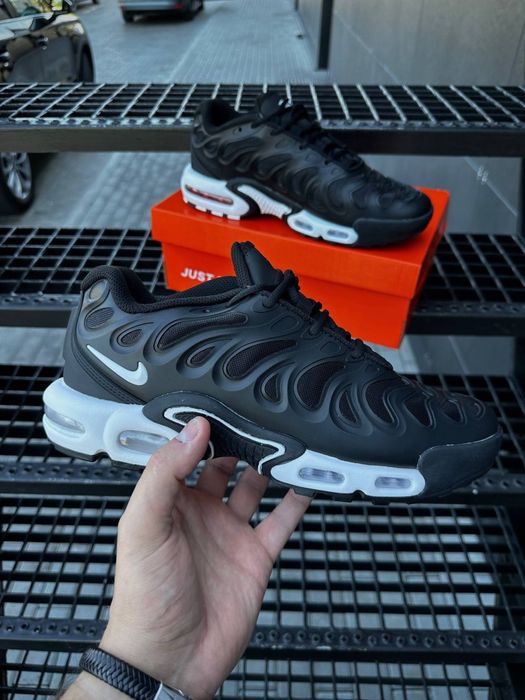 8 кольорів Nike Air TN Plus Drift
