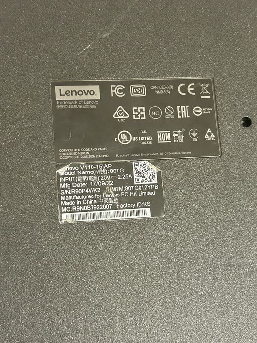 Laptop lenovo uzywany z zasilaczem