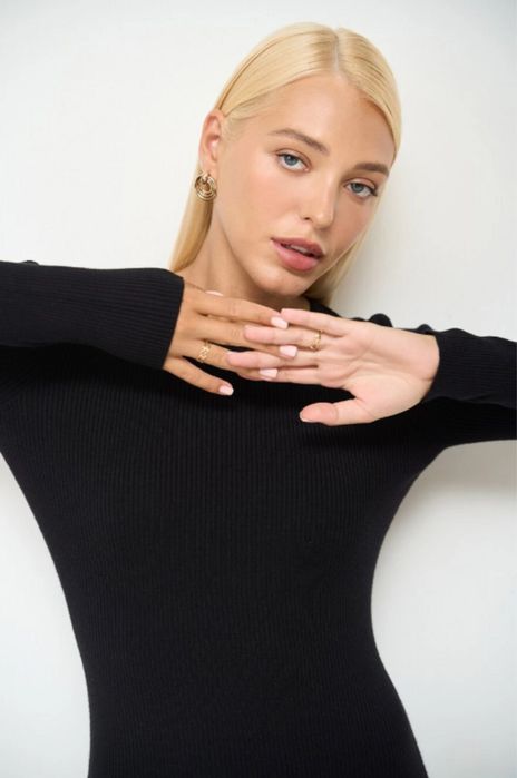 Сукня чорна SOLMAR