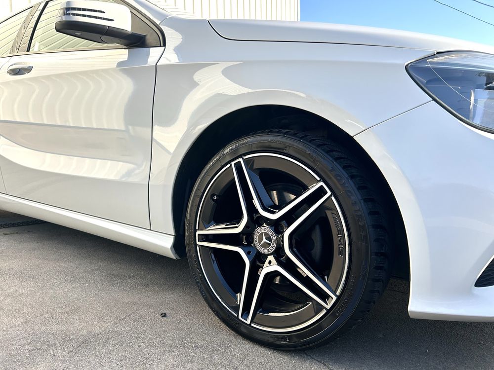 Mercedes A180d automático