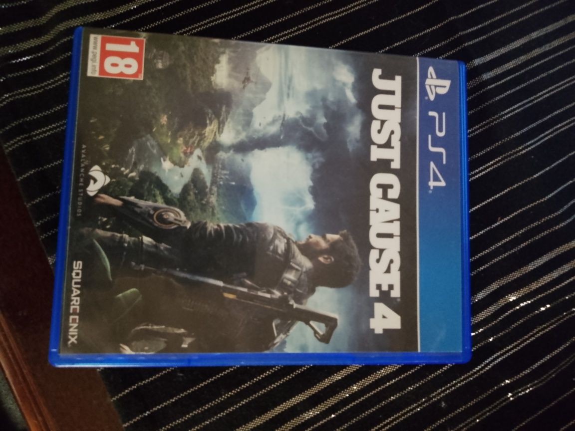 Gry PS4 Spiderman i inne