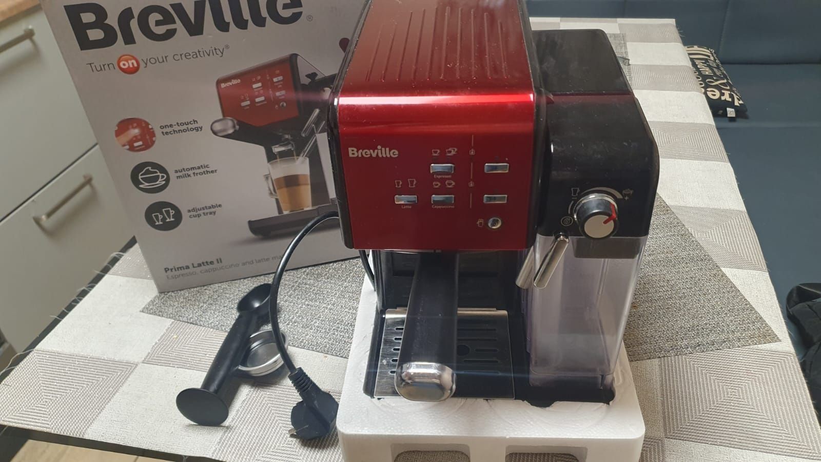 Breville prima late 2 stan b.dobry