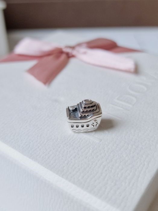 Contas da Pandora Corações Plumas Flores Muranos barco