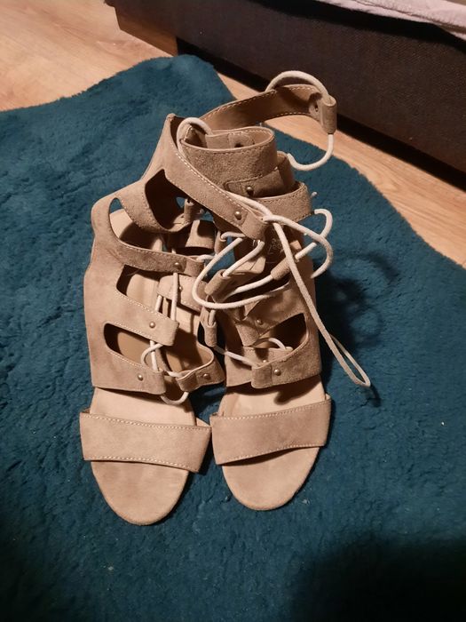 Buty damskie sandały