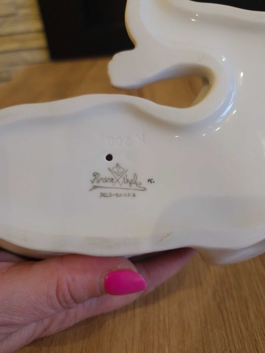 Rosenthal - piękna figurka charta proj. M Valentin , pies , porcelana