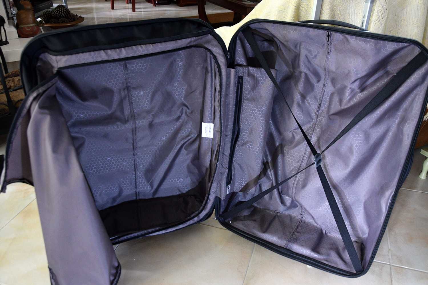 Trolley Samsonite Plastico Preto