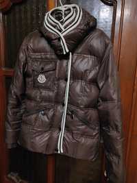 Куртка пуховик Moncler original XS розмір гарний стан