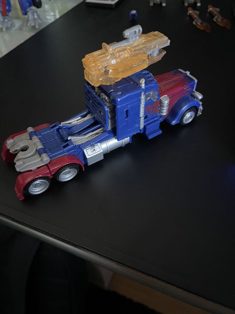 Transformer optimus prime