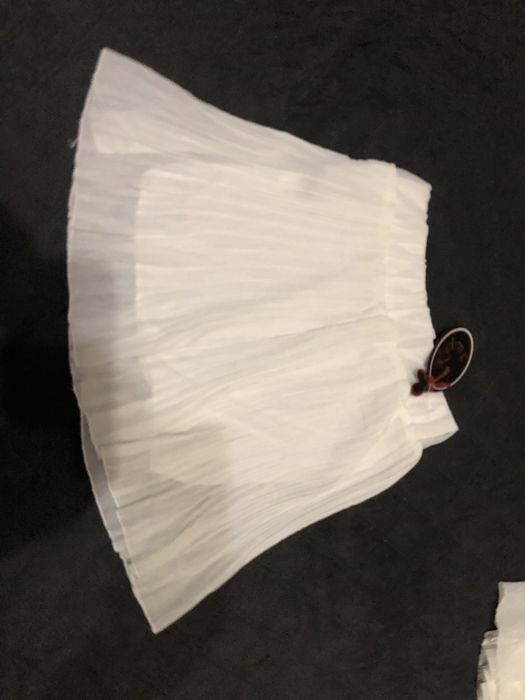 Нова спідничка для дівчинки