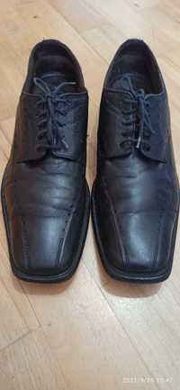 Продам мужские кожаные туфли 42 размер