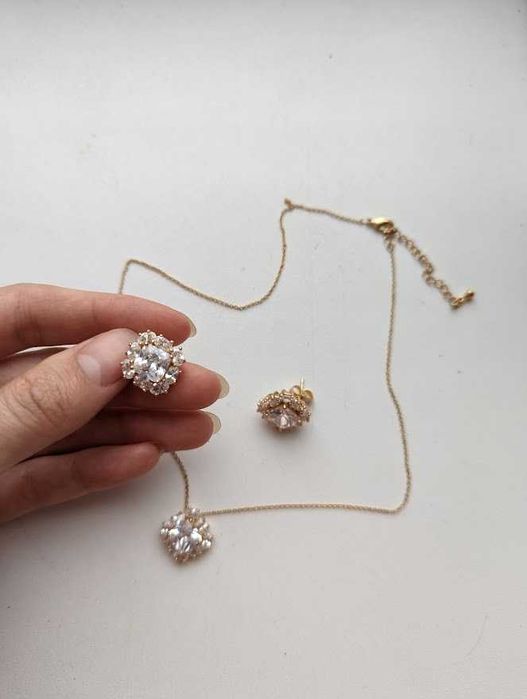 Набір якісної весільної біжутерії