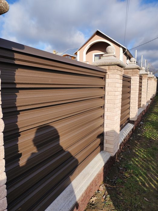 Ворота та паркани . Виготовлення , професійний монтаж