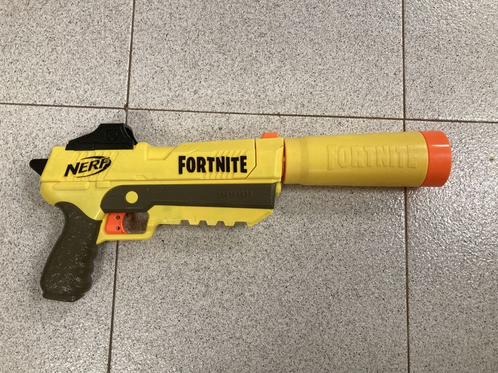 Brinquedo Nerf XSHOT zuru