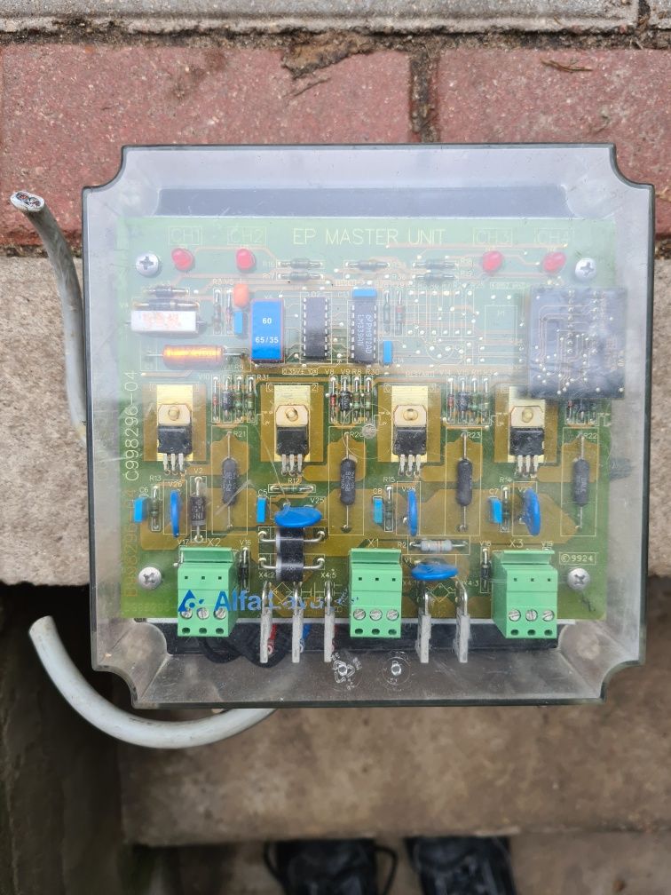 Skrzynka zasilająca elektryczna do pulsatorów Alfa Laval / De Laval