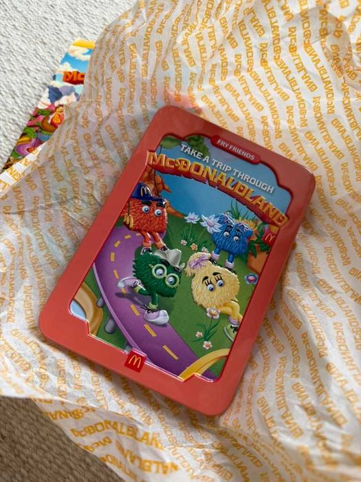 Macdonalds "Macdonaldland" - happy meal dla doroslych z Australii