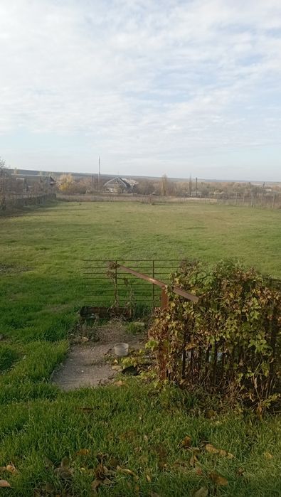 Продаж теплого будинку