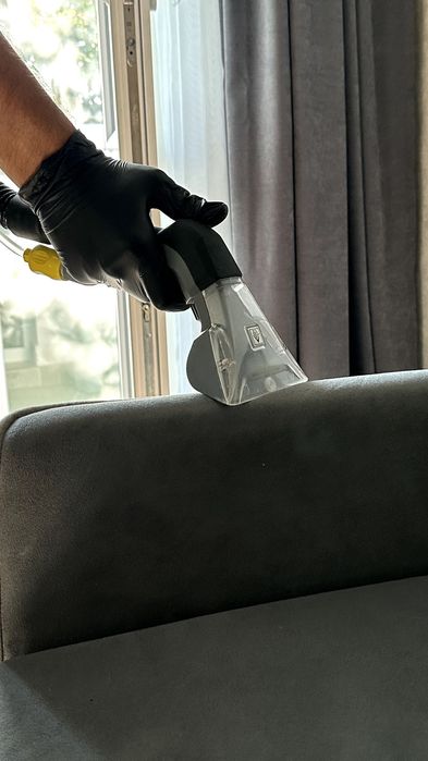 Виїзна хімчистка м‘яких меблів та килимових покриттів. Олександрія