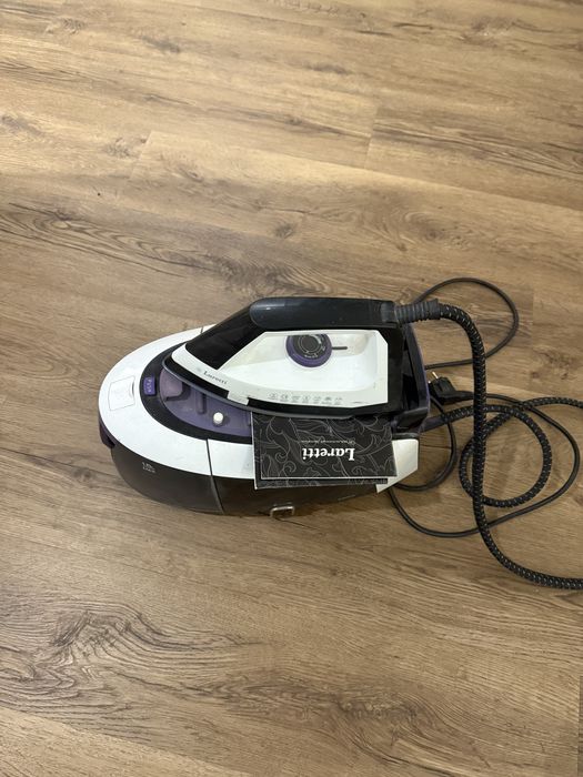 Парова праска парогенератор laretti LR8300