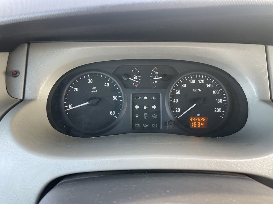 Opel Vivaro/Опель віваро/Рено трафік