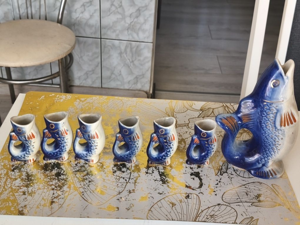 Karafka z kieliszkami