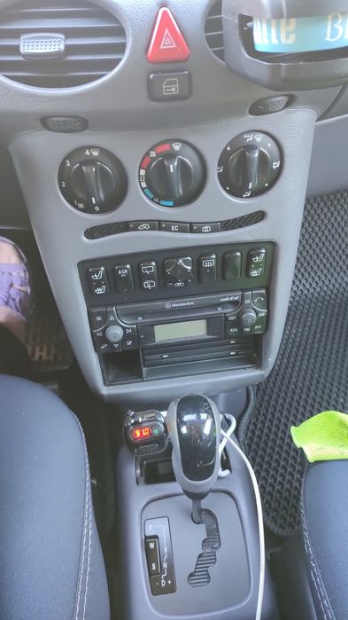 Продам Mercedes-Benz A 190 Elegance