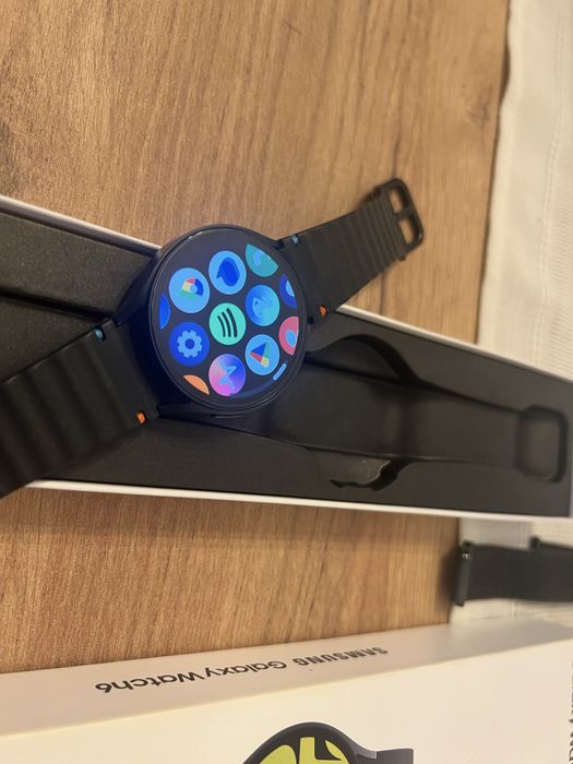 Samsung Galaxy watch 6.  44mm stan bdb! Komplet