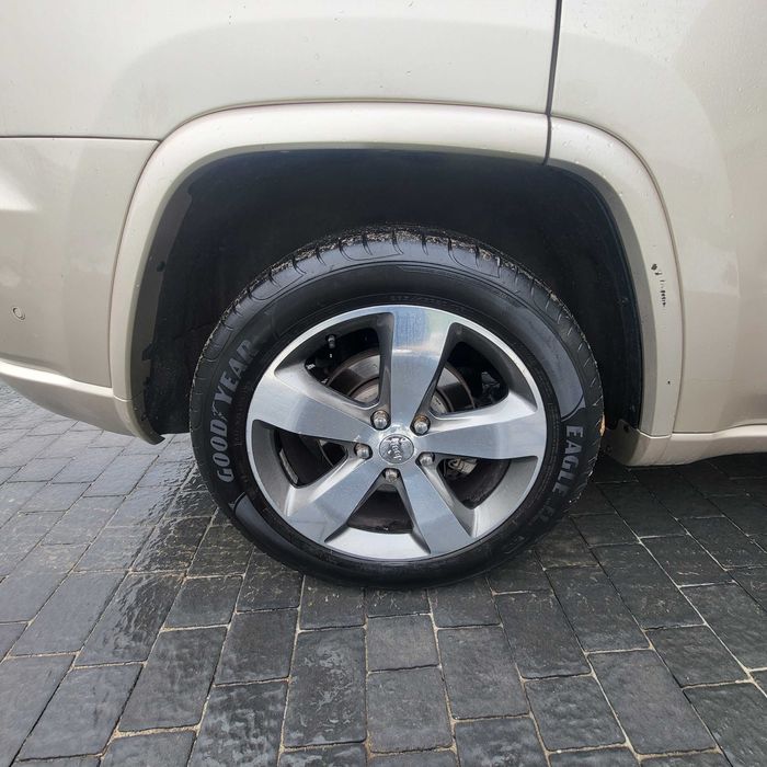 Jeep Grand Cherokee 5.7 V8