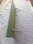 2 prateleiras verdes.