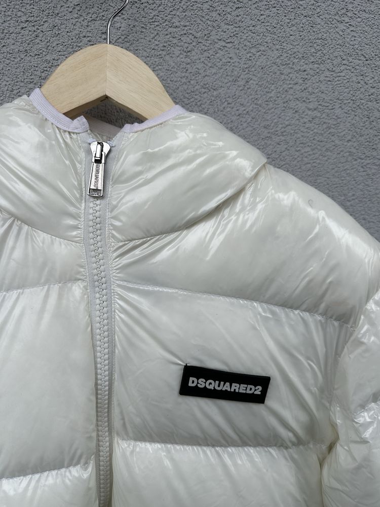 DsQuared2 M biala kremowa kurtka puchowa śliska z logo