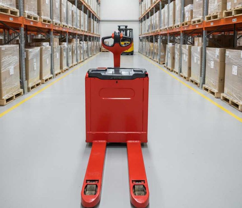 paleciak / wózek elektryczny paletowy Linde T18 + ładowarka - 2017