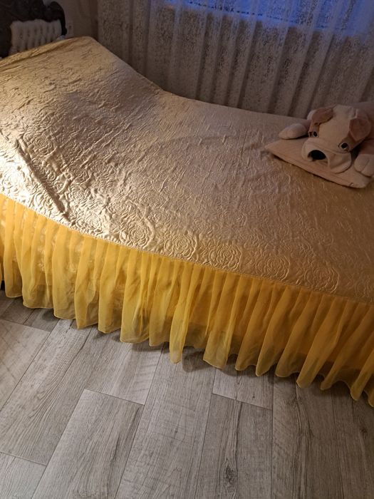 Покрывало на полуторную кровать/1.4×1,9/