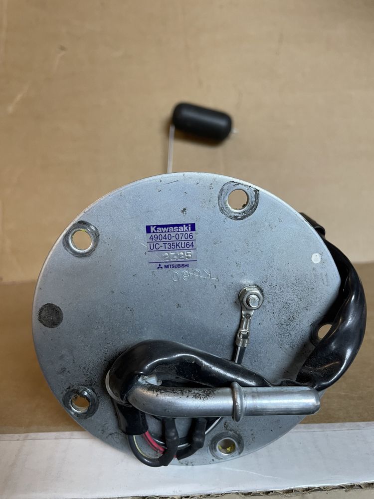 Pompa paliwa Kawasaki ER6 ER6F ER650