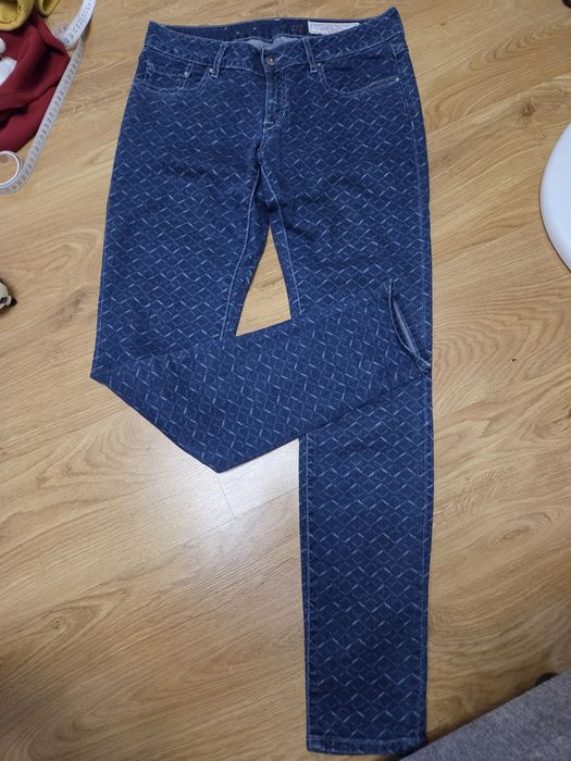 Jeansy nowe bez metki rozm.38