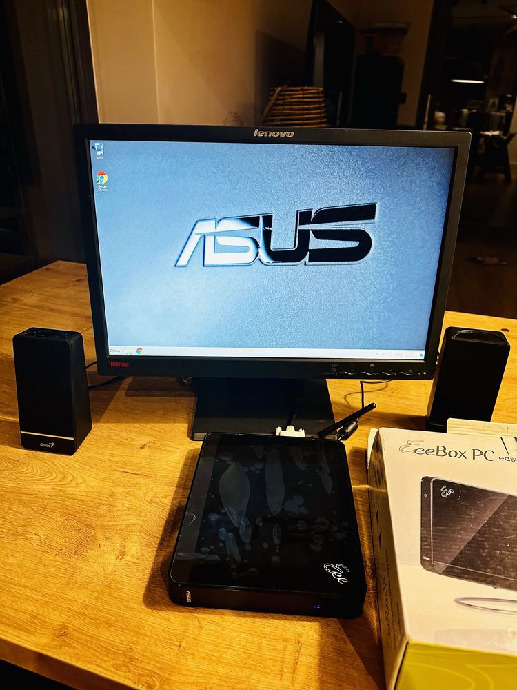 Zestaw komputerowy komputer ASUS plus glosniki plus Monitor!!!