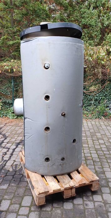 Kombinowany zbiornik buforowy z wężownicą i zasobnikiem Austria Email