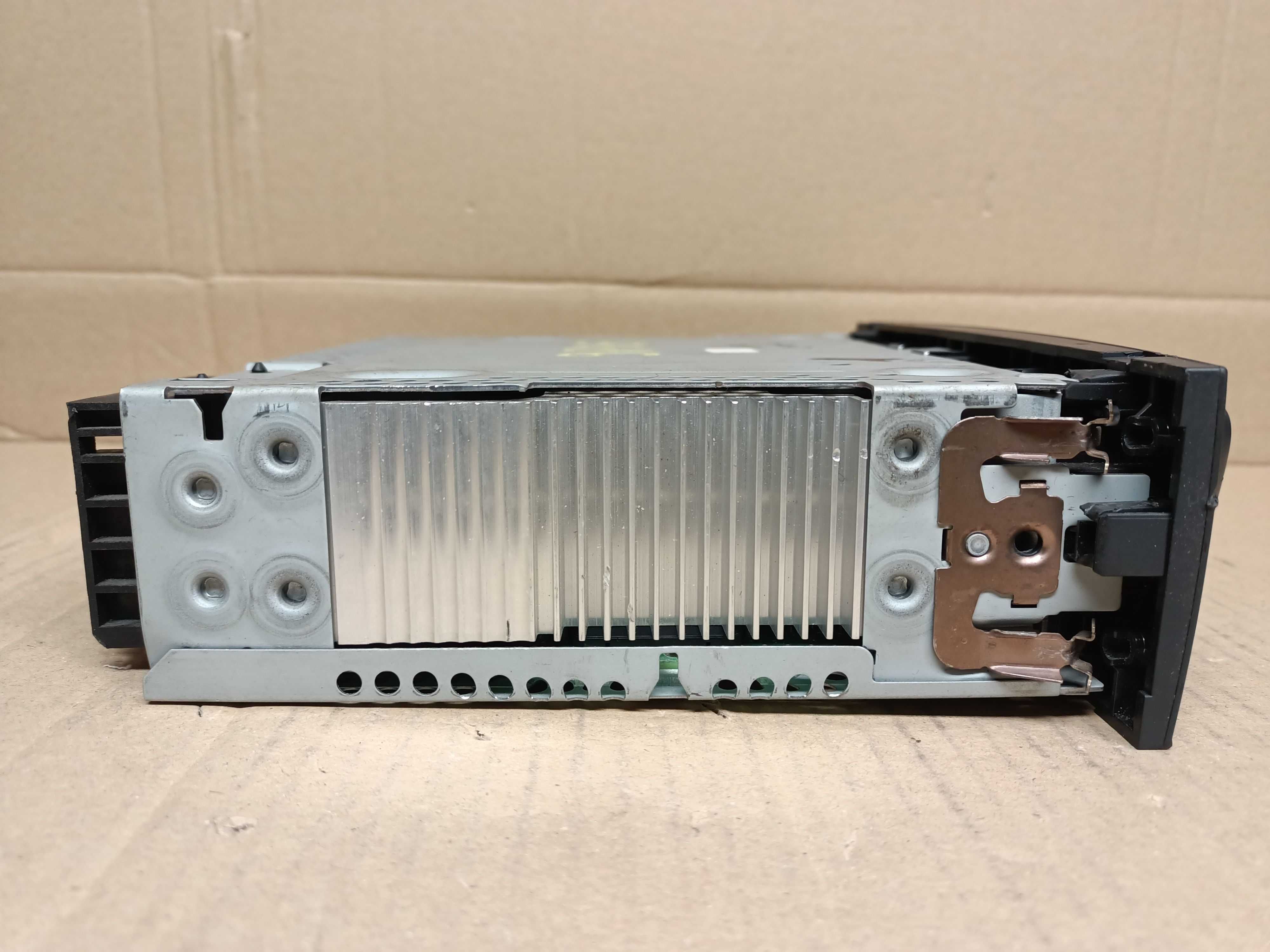 Radio renault clio  III + kod