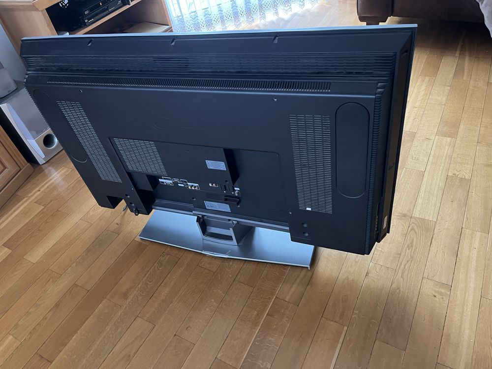 Telewizor LG 42” z pilotem