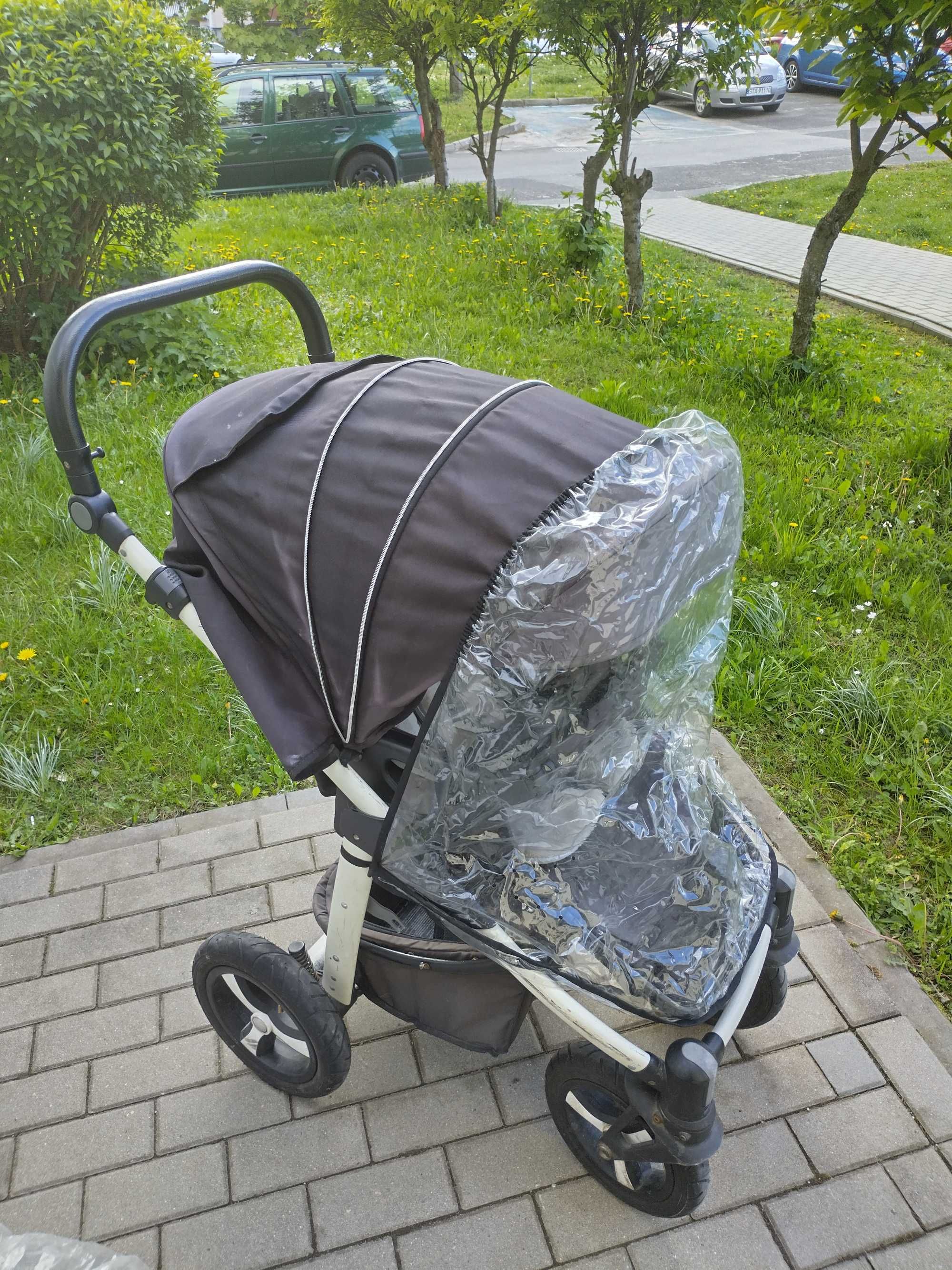 Wózek dziecięcy Baby Design Lupo Comfort - spacerówka + gondola 2w1