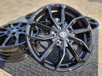 Toyota Yaris 16" Felgi aluminiowe 5x100 Yaris IV 2020- Czarne alufelgi