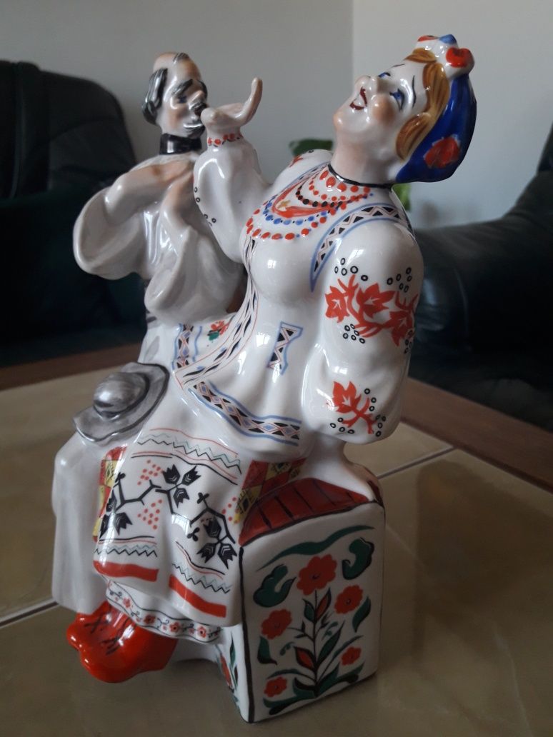 Figurka porcelanowa "Sołocha i Czart" Kijów Ukraina.