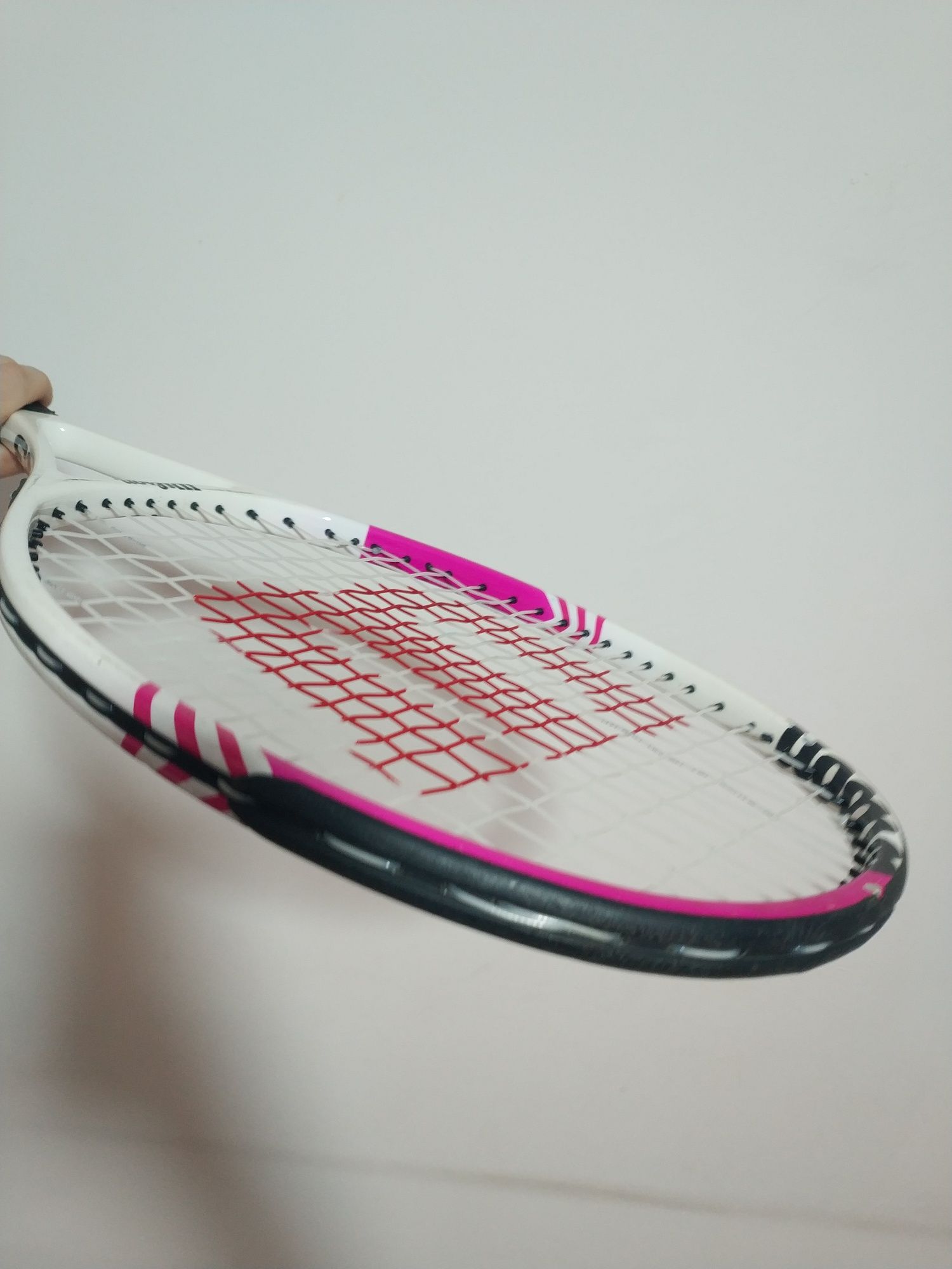 Продам оригинальную ракетку Wilson Blade 23