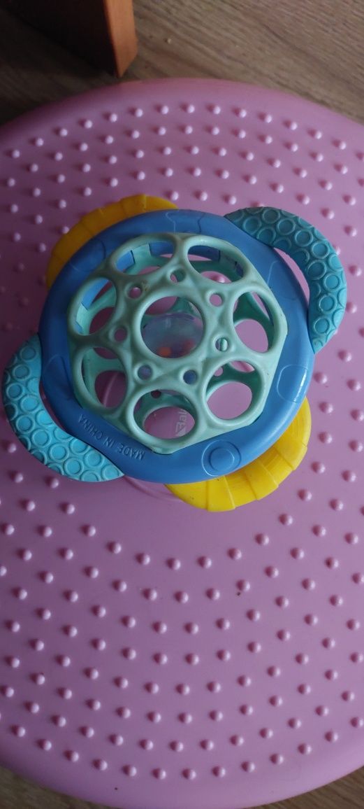 Grzechotka gryzak fisher price sensoryczna