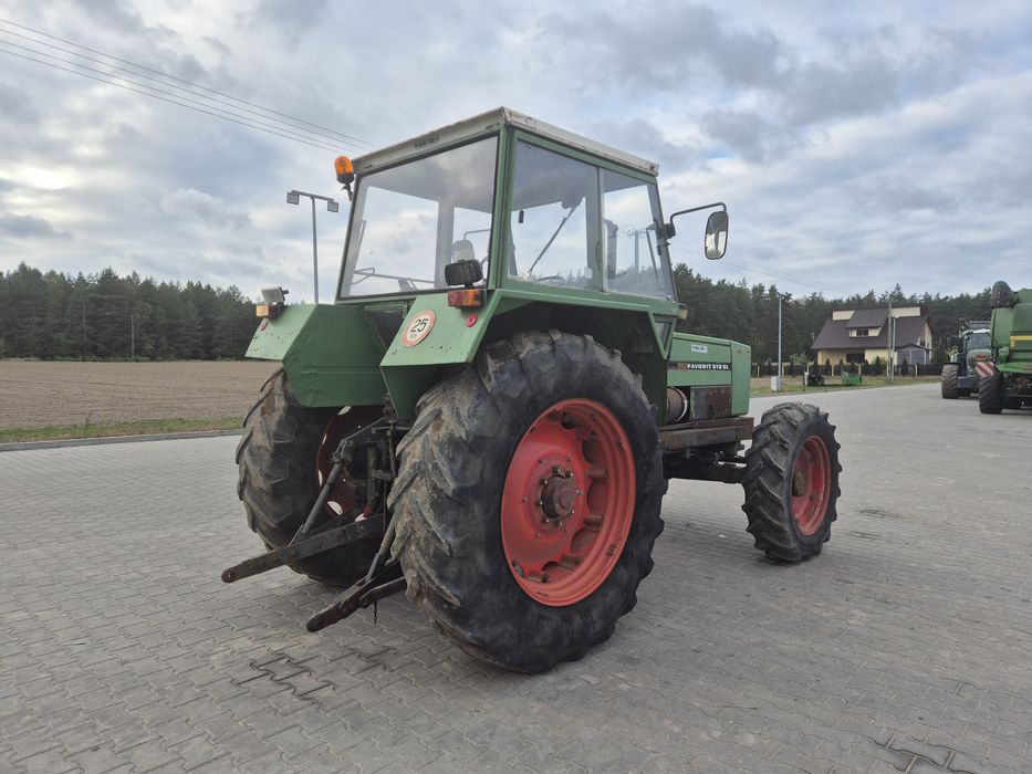 Ciągnik rolniczy Fendt Favorit 612 LS, 120 KM,  614 , 615 Turbomatik