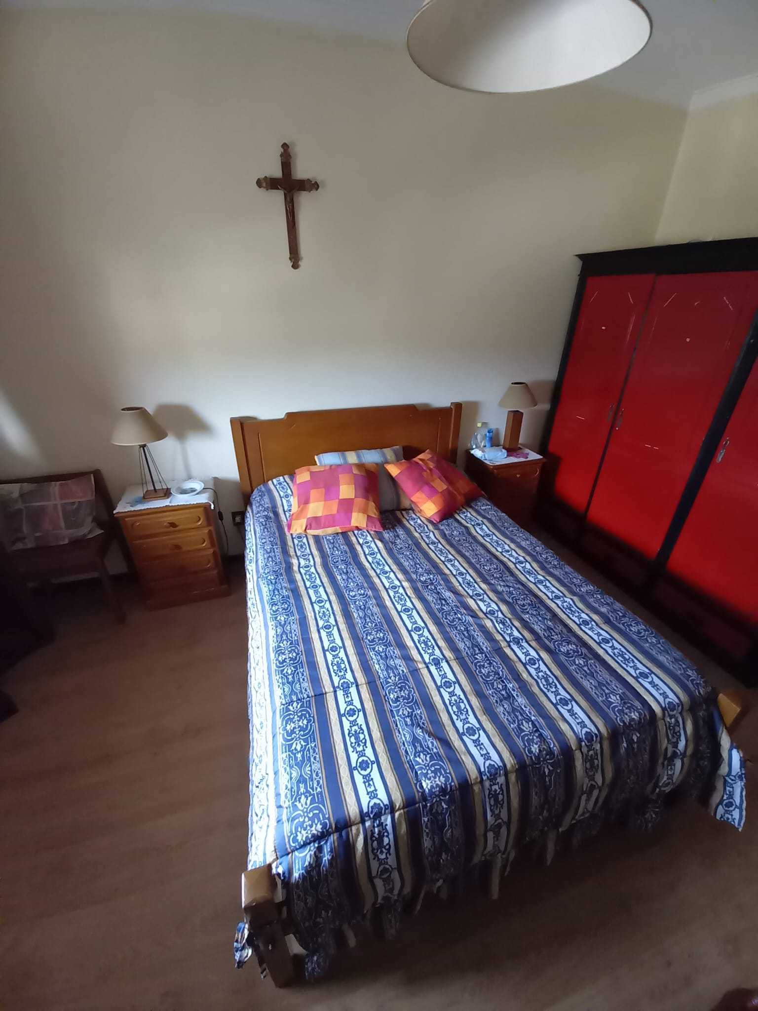Quarto para alugar a casal trabalhadores ou menina/ senhora