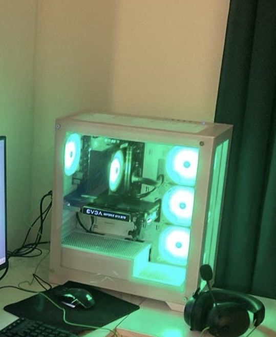 Komputer gamingowy Ryzen 5 3600x GTX 1070 16GB RAM