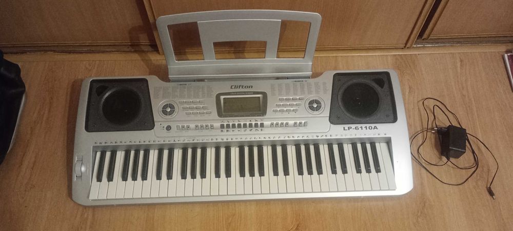 Keyboard /organy Cliffton